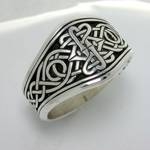 Wide Raru Signet Ring