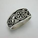 Celtic Dara Knot with 6 Interlocking Triangles in Circle-Pierced